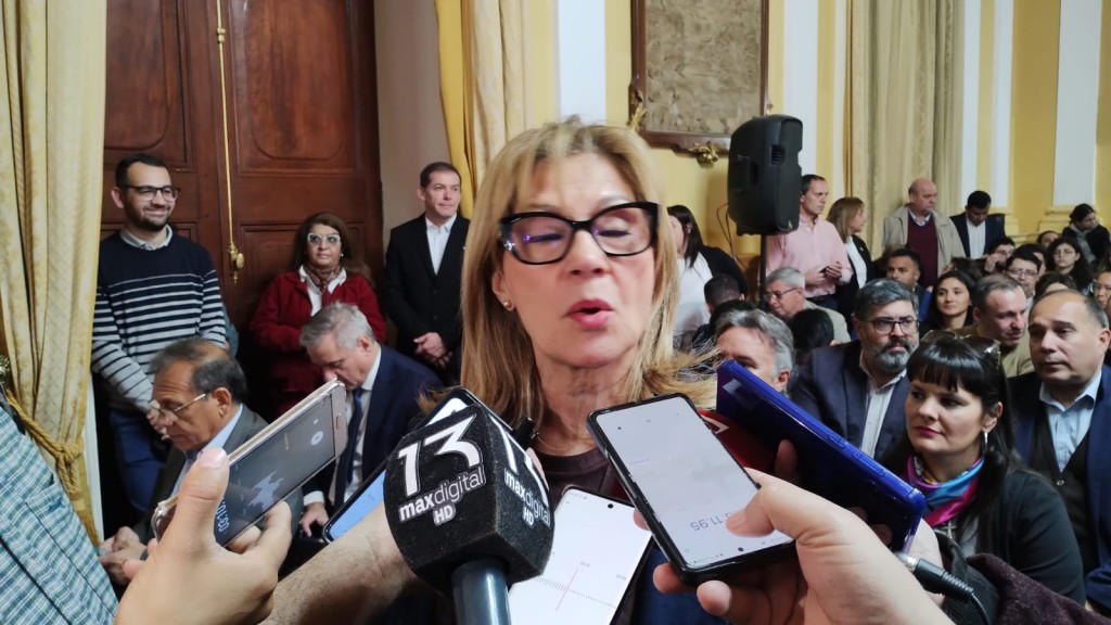 Praxedes López: 