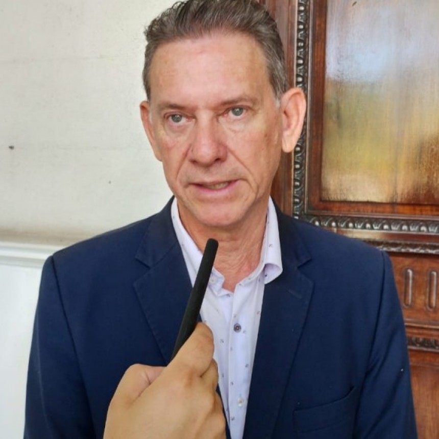 Diógenes González: 